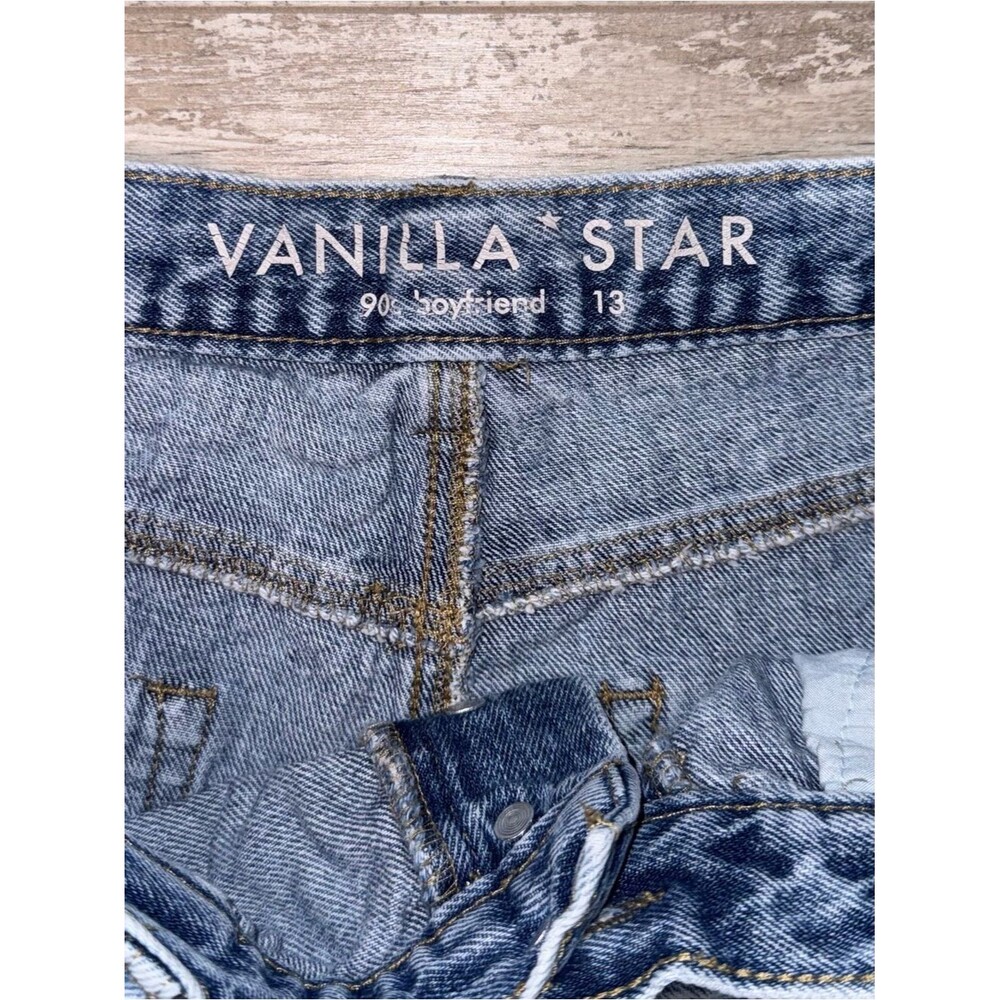 90s Boyfriend Distressed Denim Shorts Light Wash Frayed Raw Hem Festival Size 13 - Picture 5 of 8